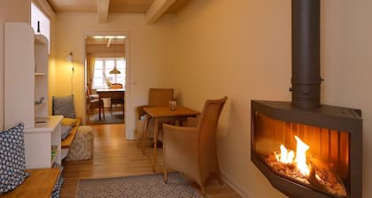 Alte Stellmacherei „Päl“ | Historisches Reetdachhaus