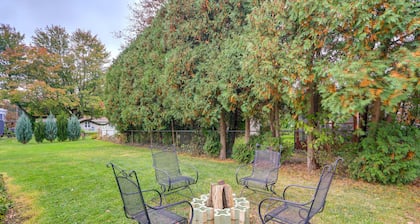 Cozy Cottage in Historic Village: Near Cedar Point