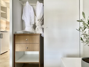 Studio | 2 chambres, bureau, chambres insonorisées, Wi-Fi gratuit