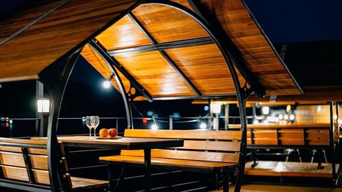 Lacvert Pool Villa Pension