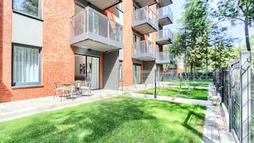 Apartment, 1 Bedroom (3) | Terrace/patio