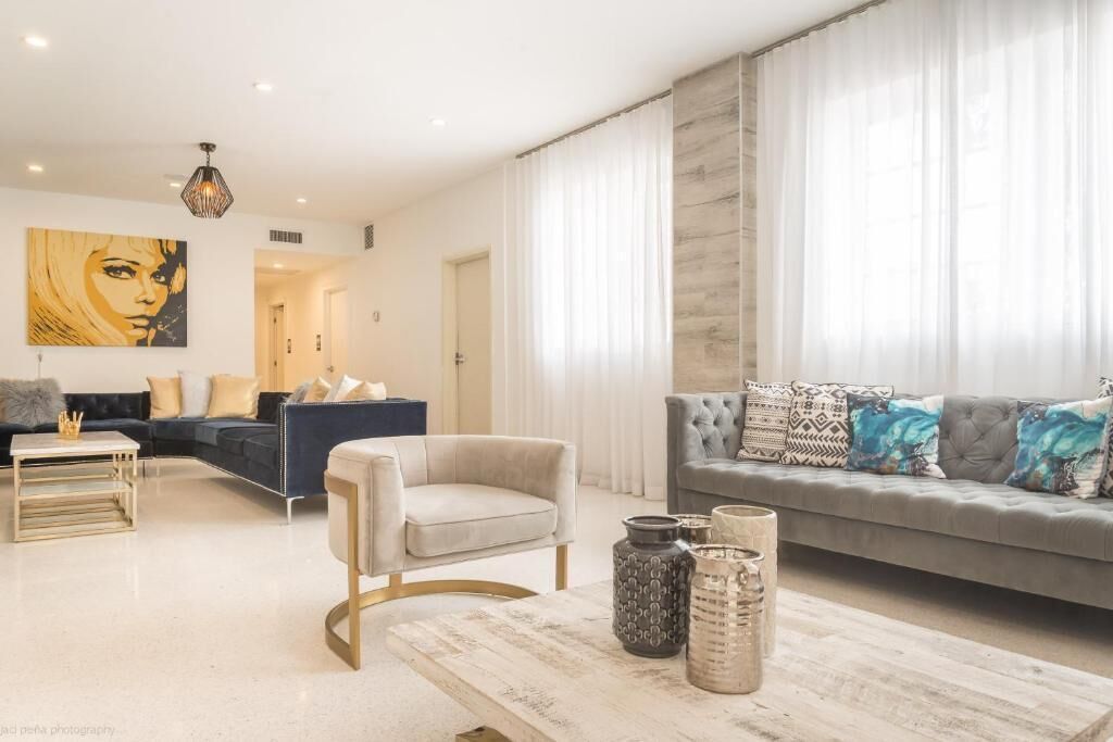 Ultimate Miami Beach Experience! 2 Convenient Units, Garden, Near Ocean Drive