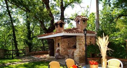 Villa in Pietra con Piscina Privata