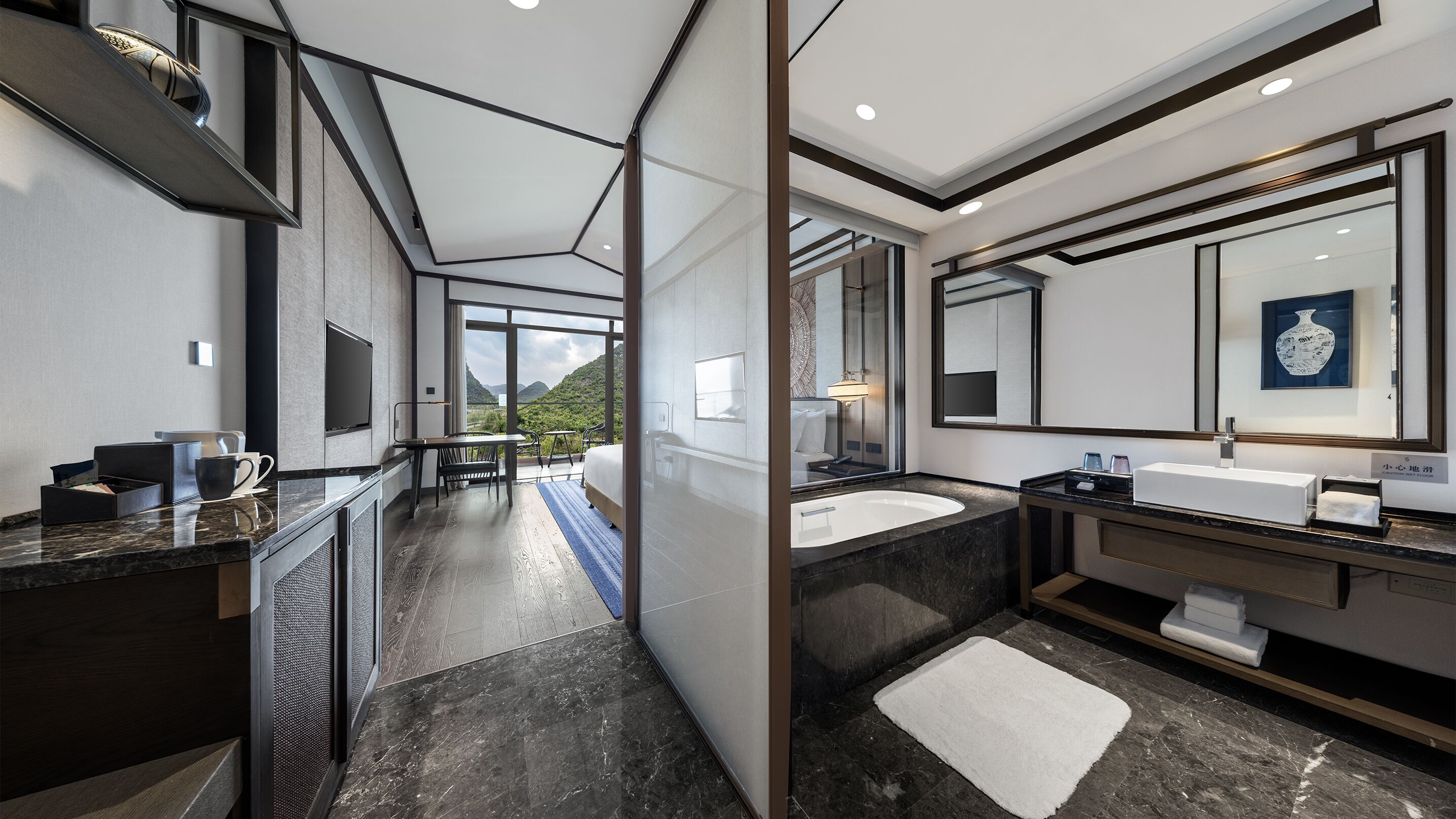 Phòng đôi Deluxe, quang cảnh núi | Minibar, két bảo mật tại phòng, trang trí khác biệt, bàn 