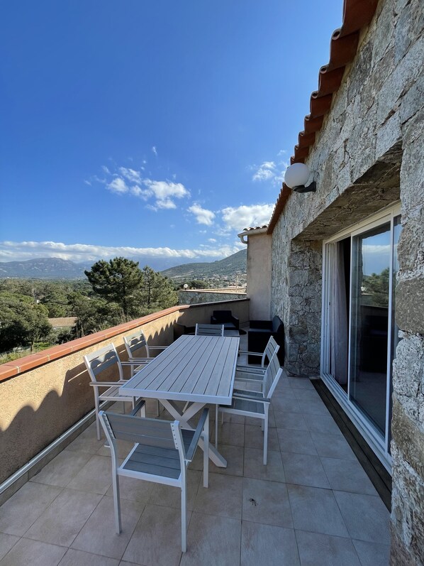 Terrace/patio - Splendid apartment with breathtaking sea view, close to all amenities (Calvi)
