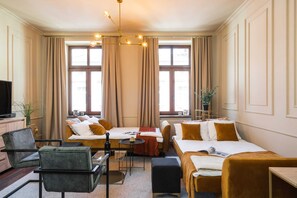 2 bedrooms, individually decorated, individually furnished, desk - Homely Apartment - LoftAffair (Kraków)