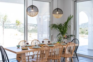 Dining - Villain Afandou village (Rhodes)