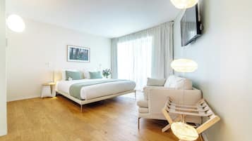 Estudio junior, Terraza | Ropa de cama de alta calidad y camas con efecto memoria