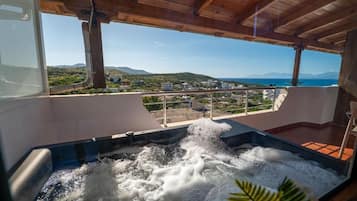 Double Room, Hot Tub | Terrace/patio