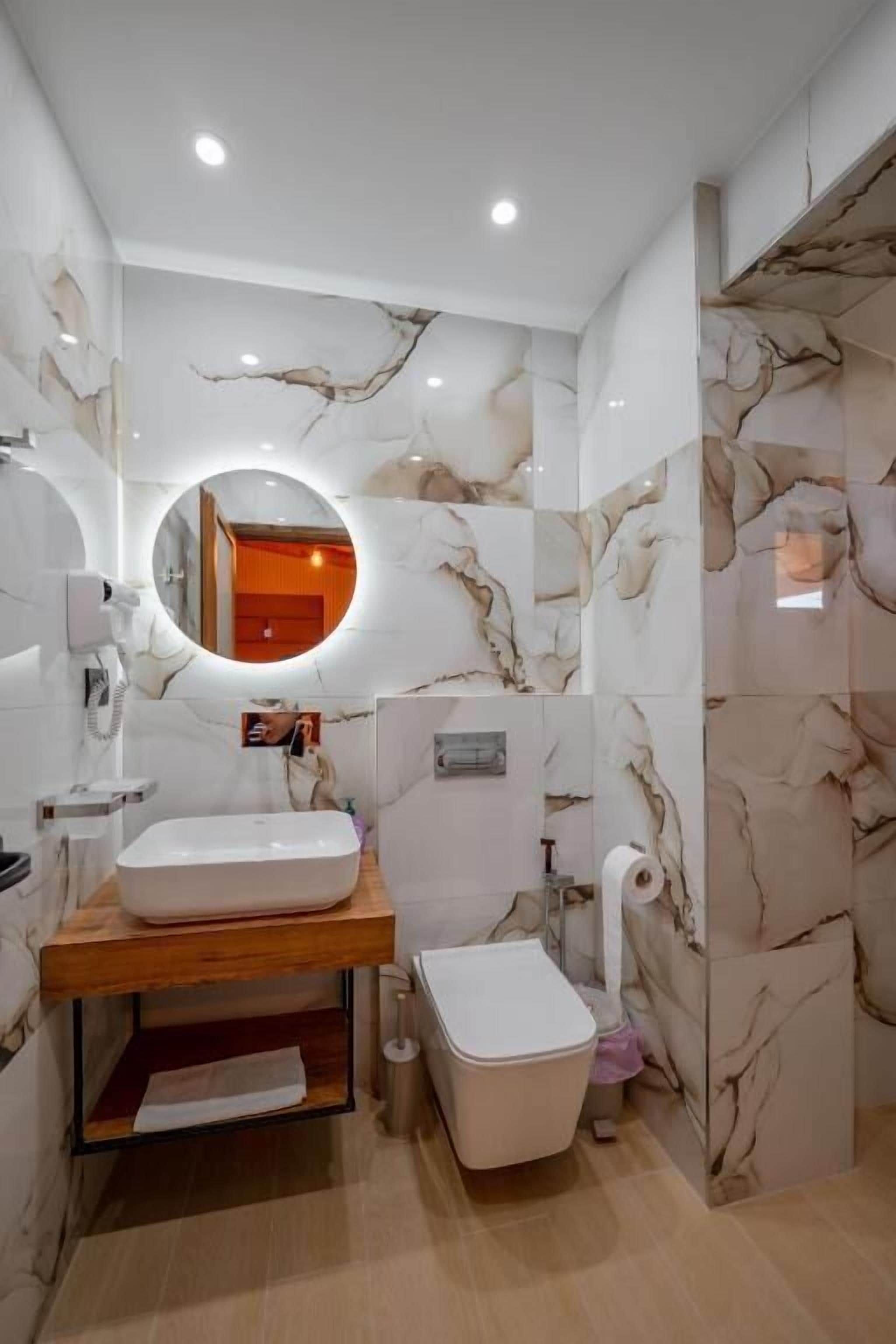 Photo - Vila Shpetimi