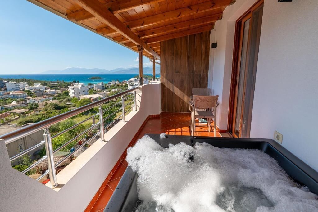 Doppelzimmer, Whirlpool | Terrasse/Patio