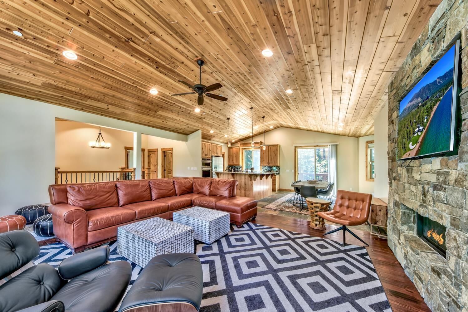 New Listing! Now with Hot Tub, Projection TV Theater and Air Hocky