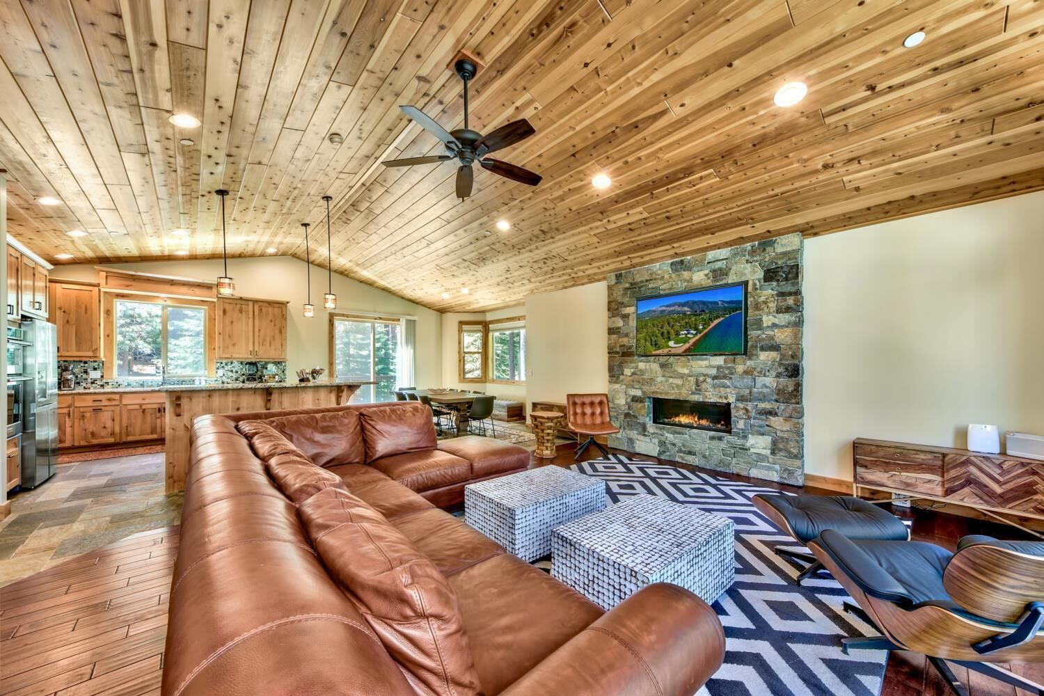 New Listing! Now with Hot Tub, Projection TV Theater and Air Hocky