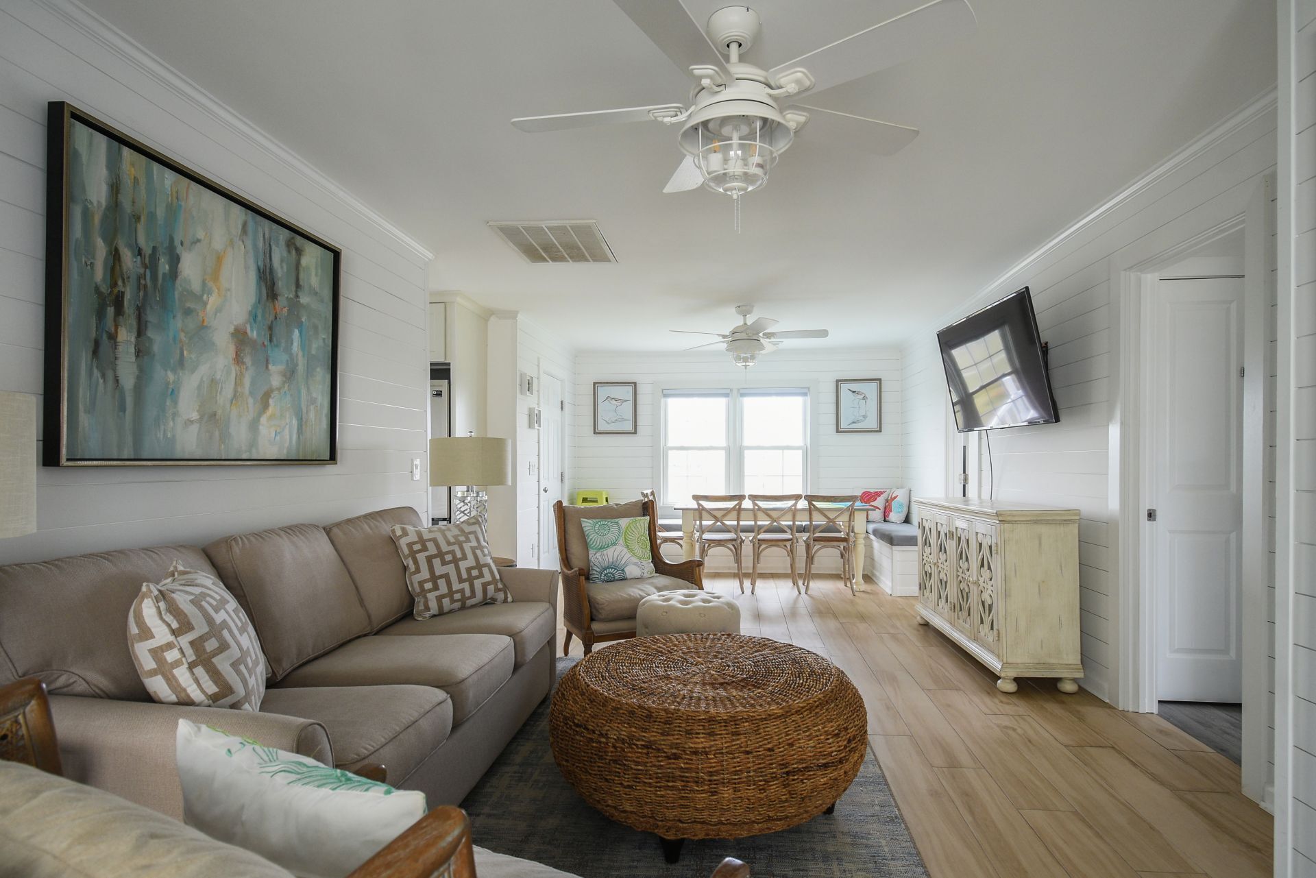 SEAcret Haven - Fully Renovated 3 Bedroom, 2 Bathroom Home With Marsh Views