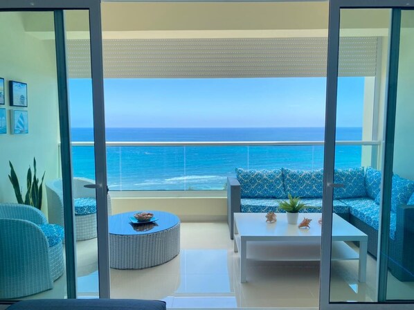 Smart TV, table tennis - Brisa Marina☀️ Beach-Pools-Wifi-Gym-Games- Games- Parking (Playa Juan Dolio)