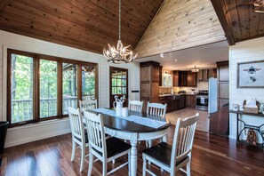 Imagen sin descripción, 3 de 47, botón