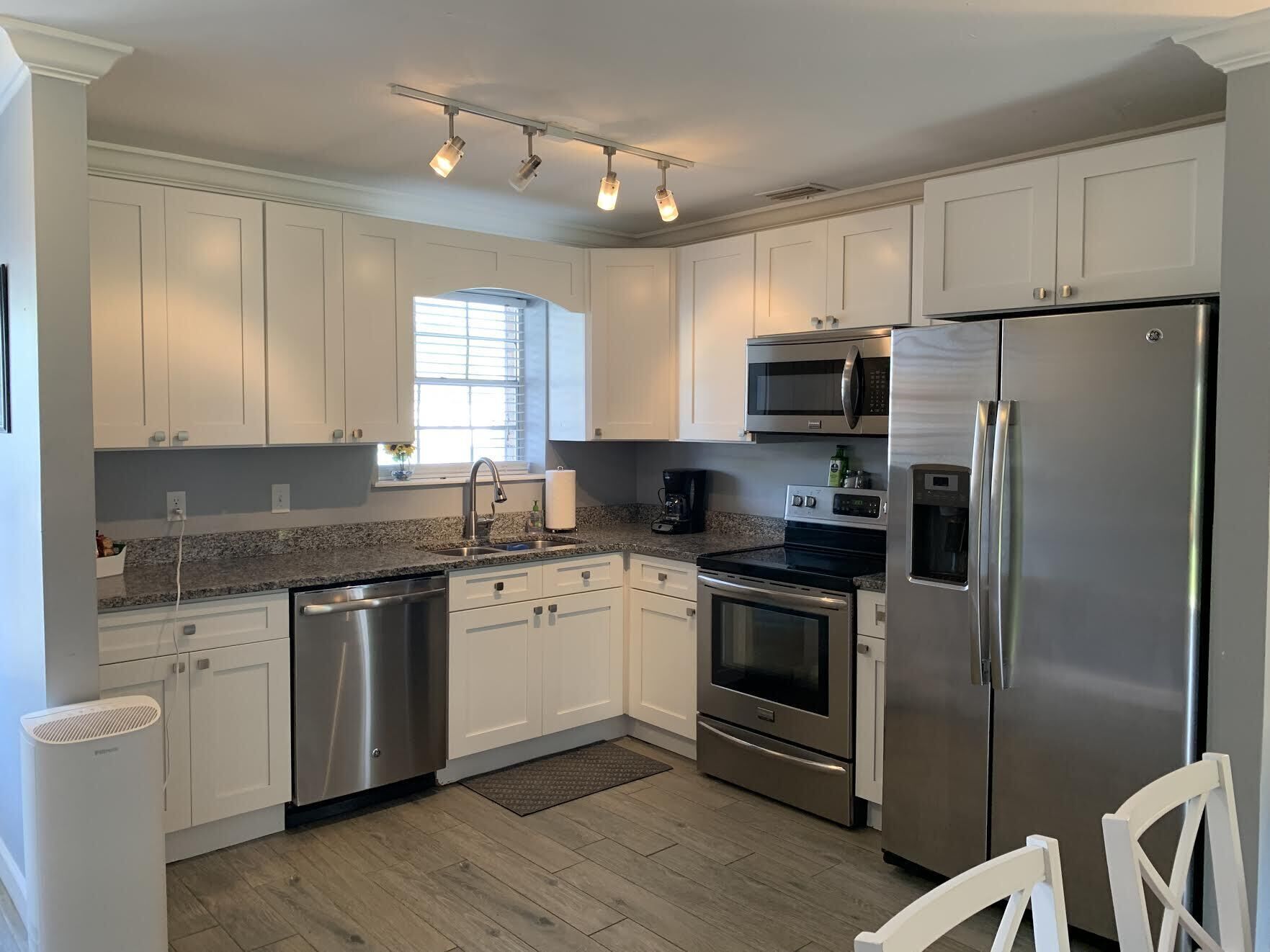 Walk to town, short drive to the beach.