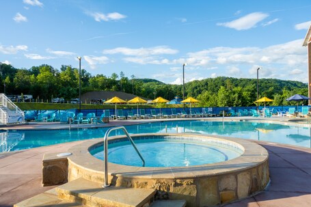 The Lodge at Camp Margaritaville - Image 25
