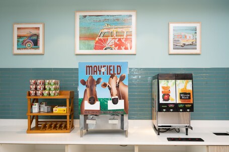 The Lodge at Camp Margaritaville - Image 38