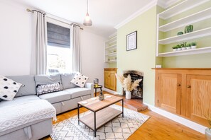 Premium House | Living area | Smart TV, fireplace - Churton House (Chester)