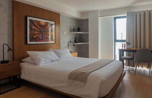 w* | Engaging 1BR w/ AC in Barranco