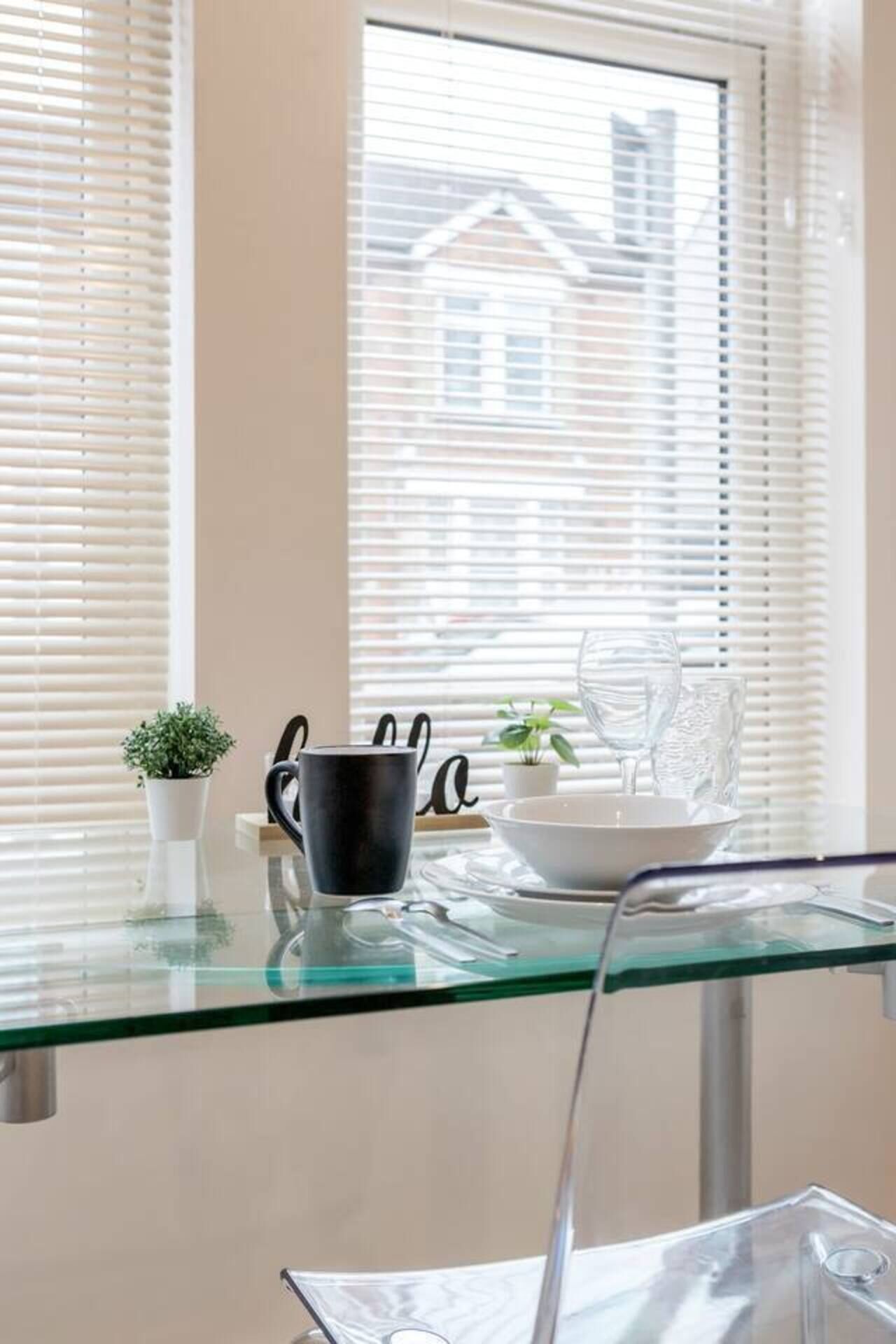 Apartment, 1 Queen Bed | Private kitchen | Fridge, microwave, oven, stovetop