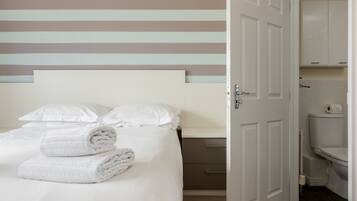 House (2 Bedrooms) | 2 bedrooms, WiFi, bed sheets