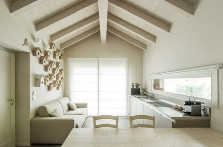 Interior. Quader Nidi nel Verde- Il Noce