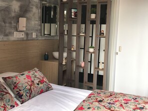 2 chambres, lit parapluie, Wi-Fi gratuit, draps fournis