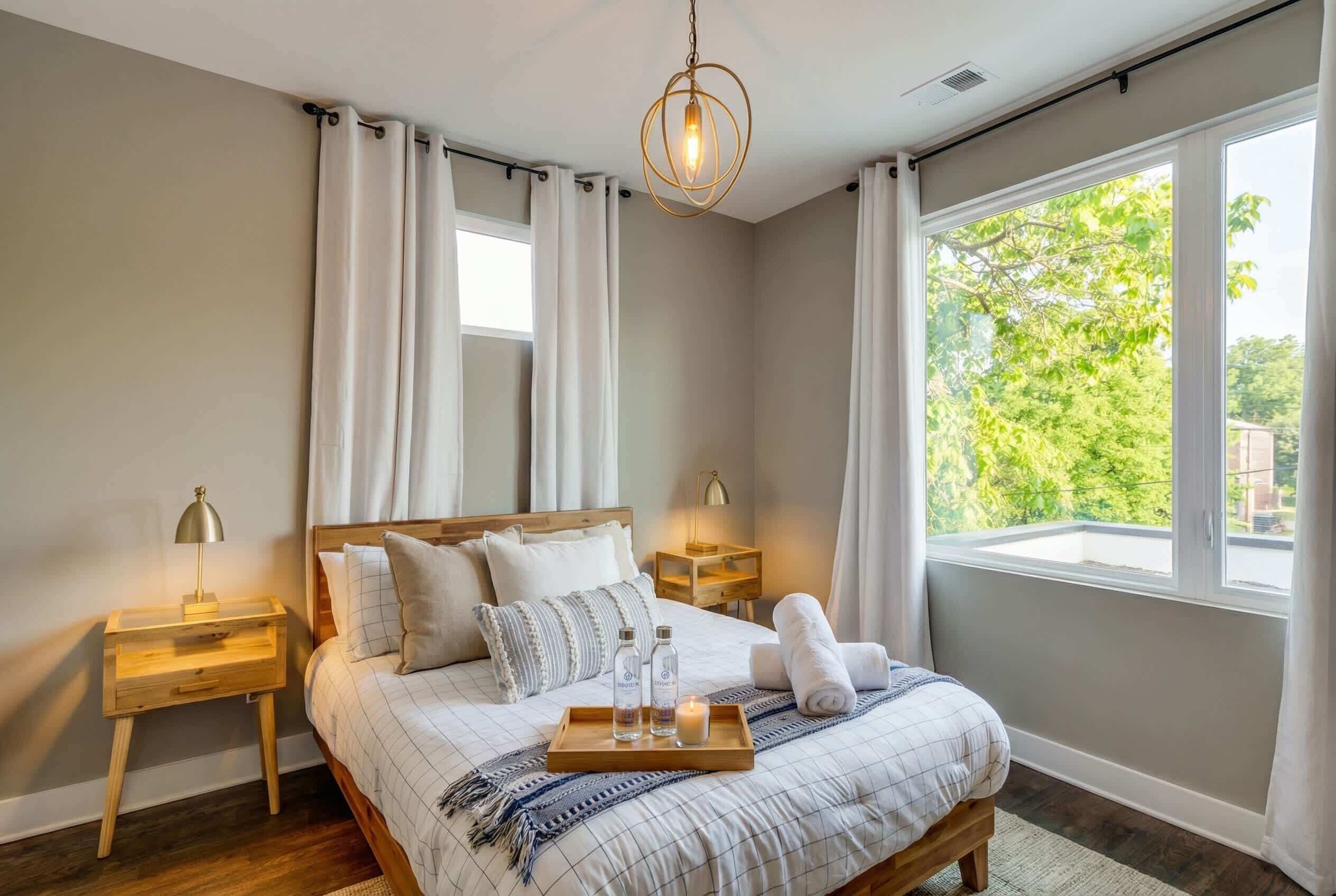 4 Schlafzimmer, Schreibtisch, Bügeleisen/Bügelbrett, WLAN