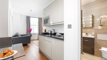 Leilighet – design | Bad | Dusj og toalettpapir