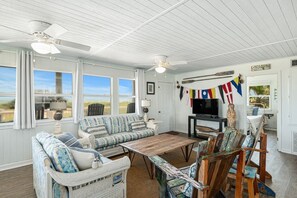 House, 3 Bedrooms | Living area | TV, streaming services - Bolivar Del Mar 3 Bedroom Home by RedAwning (Port Bolivar)