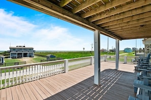 House, 3 Bedrooms | Terrace/patio