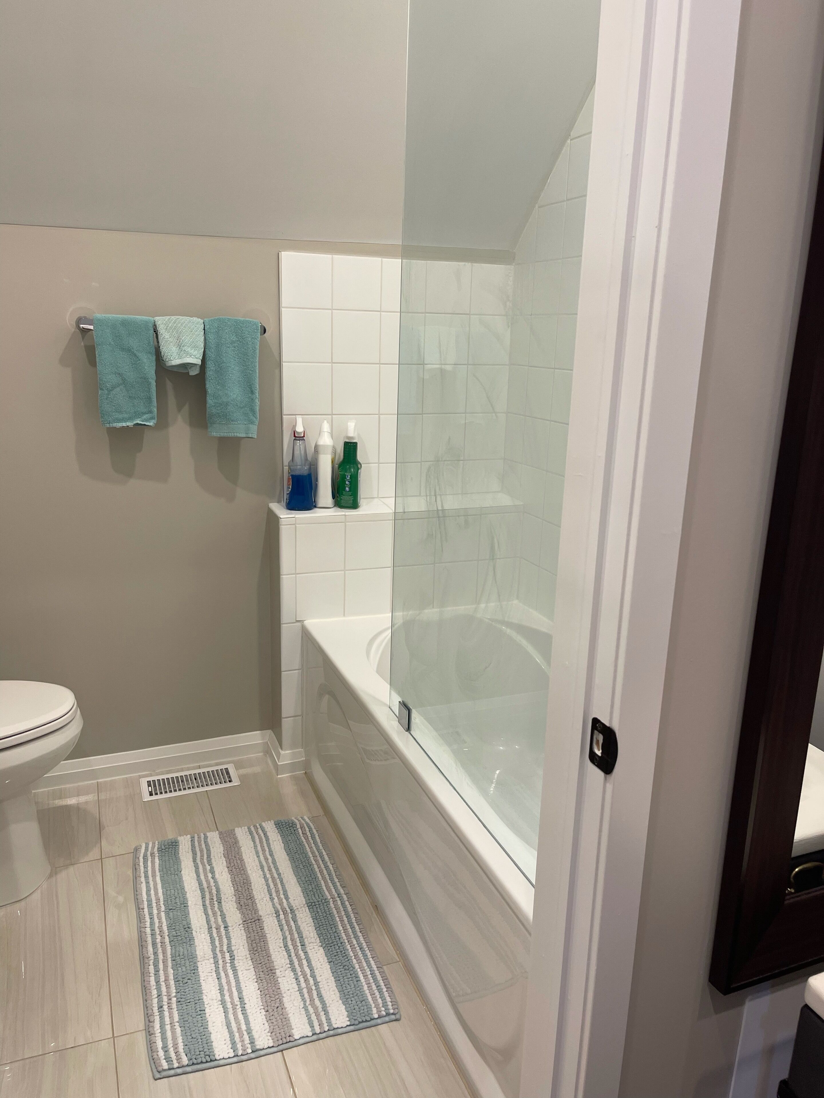 Entire Private Studio Apartment in Alton, Ontario