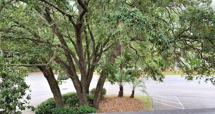 Tennis Villa B16 - PICKLEBALL, BEACH, AND RELAXATION