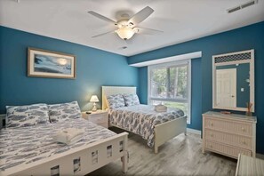 2 bedrooms, iron/ironing board, free WiFi, bed sheets