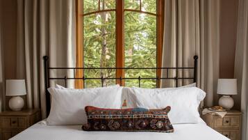 5 多间卧室、办公桌、熨斗/熨衣板、旅行婴儿床