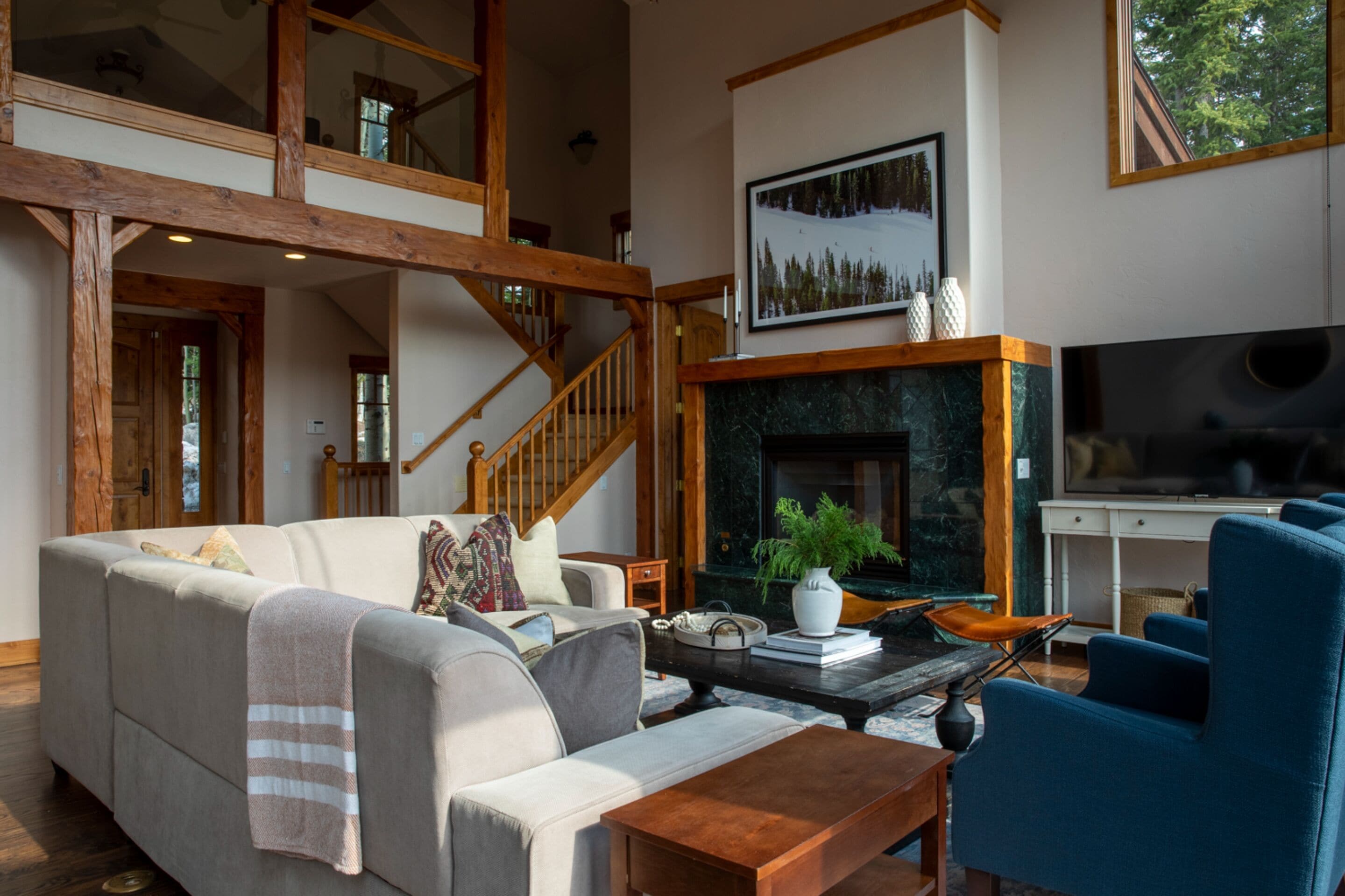 Smart TV, fireplace, offices