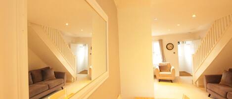 Talo | 2 makuuhuonetta, silitysrauta/-lauta, ilmainen Wi-Fi, vuodevaatteet