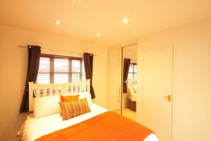 Ferienhaus | 2 Schlafzimmer, Bügeleisen/Bügelbrett, kostenloses WLAN, Bettwäsche