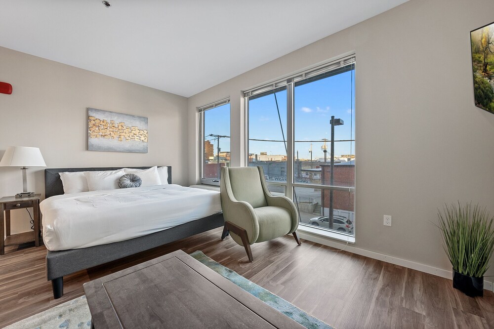 Revitalize Your Relationship with a Serene Couples Getaway 333
