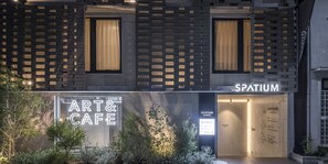 Exterior - Spatium Ginza Pony (Tokyo)