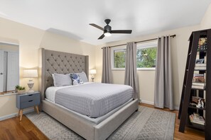 5 bedrooms, desk, iron/ironing board, free WiFi