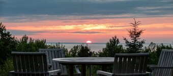 Majestic Lake Michigan sunsets - hilltop retreat
