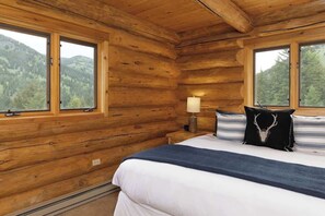 4 chambres, fer et planche à repasser, Wi-Fi gratuit, draps fournis
