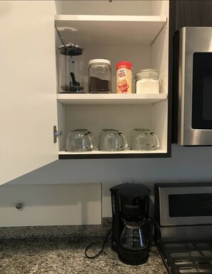 Kaffe och/eller kaffebryggare