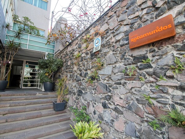 Fachada del alojamiento