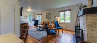 Private Cozy Cottage in Charming Walloon Lake Village - Sleeps 13!