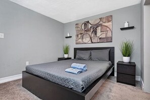 1 bedroom, iron/ironing board, WiFi, bed sheets - Comfortable Guest Suite in Clearwater (GH2) (Safety Harbor)