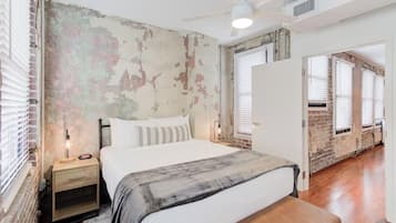 1 Schlafzimmer, Schreibtisch, BĂŒgeleisen/BĂŒgelbrett, kostenloses WLAN